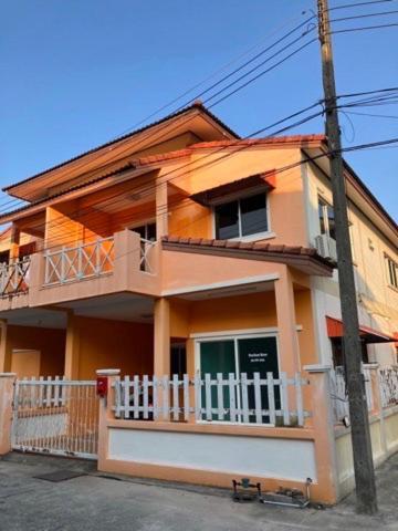 Nun Guest House Ban Bo Han Екстер'єр фото